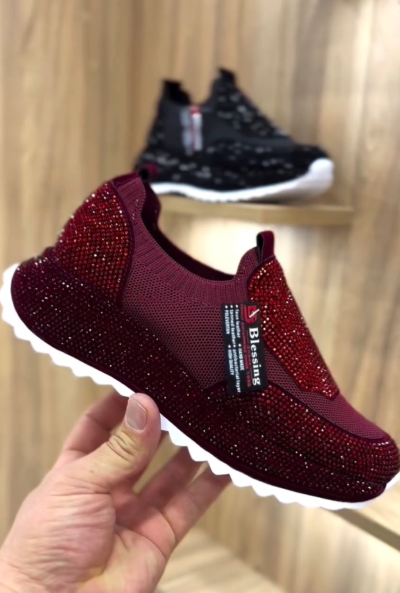 Zapatillas de moda para el día a día con cristales.-ES