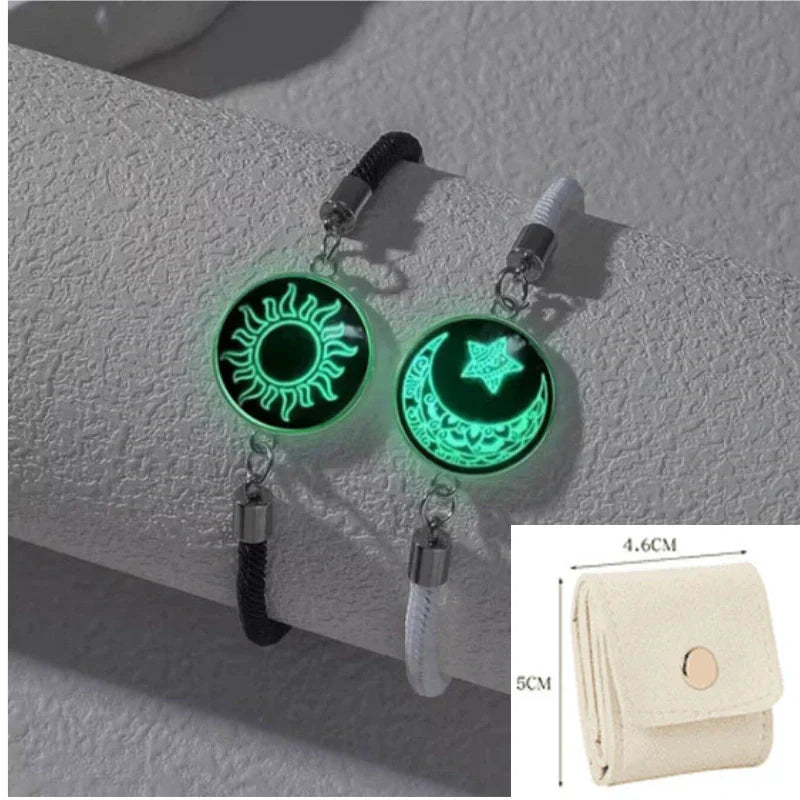 Saulė ir Mėnulis – viena siela. 💞 Apyrankės poroms, kurios bendrauja nepaisant atstumo-LT