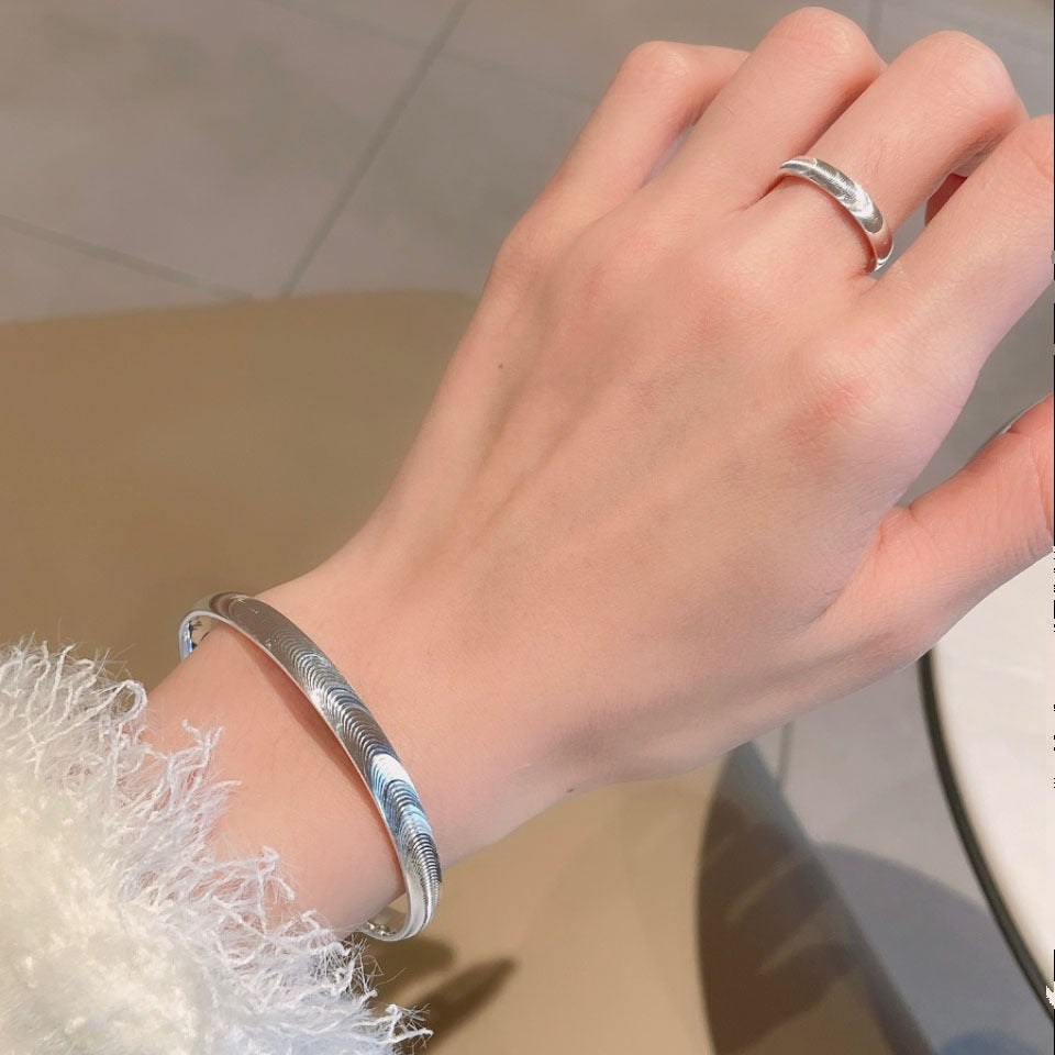 ✨🌙 Patrauk visų žvilgsnius – poliruoto katės akies akmens apyrankė 🌙✨-LT