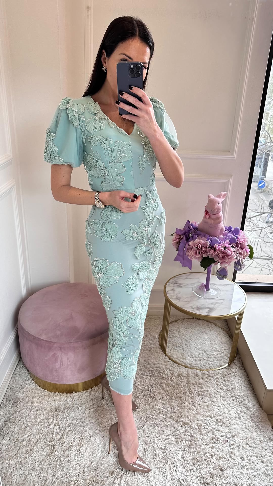 Κομψό γυναικείο καλοκαιρινό φόρεμα με κεντημένα λουλούδια και κρύσταλλα-GR