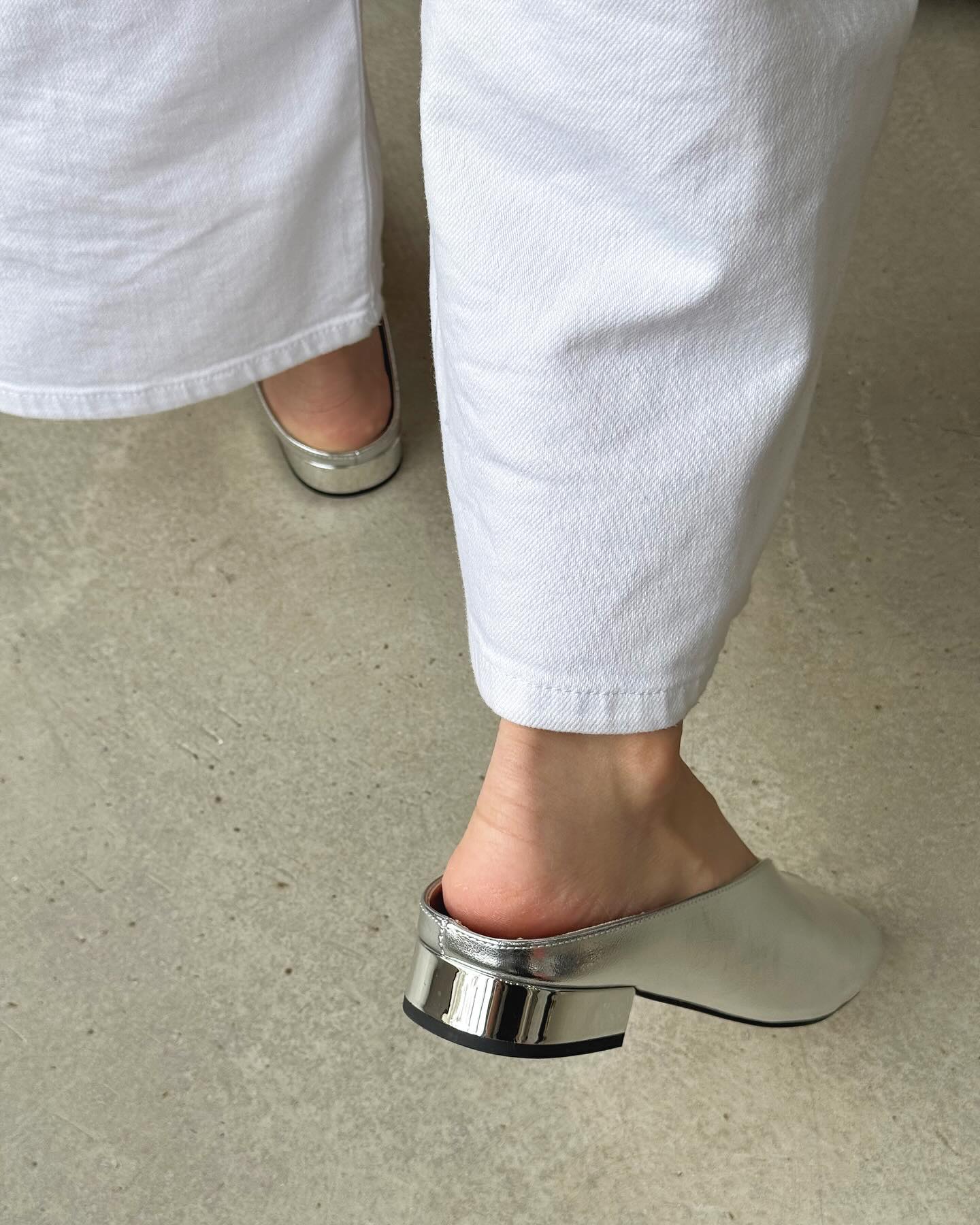 Vasarinės moteriškos basutės iš minkštos odos, kvėpuojančios ir patogios.-LT