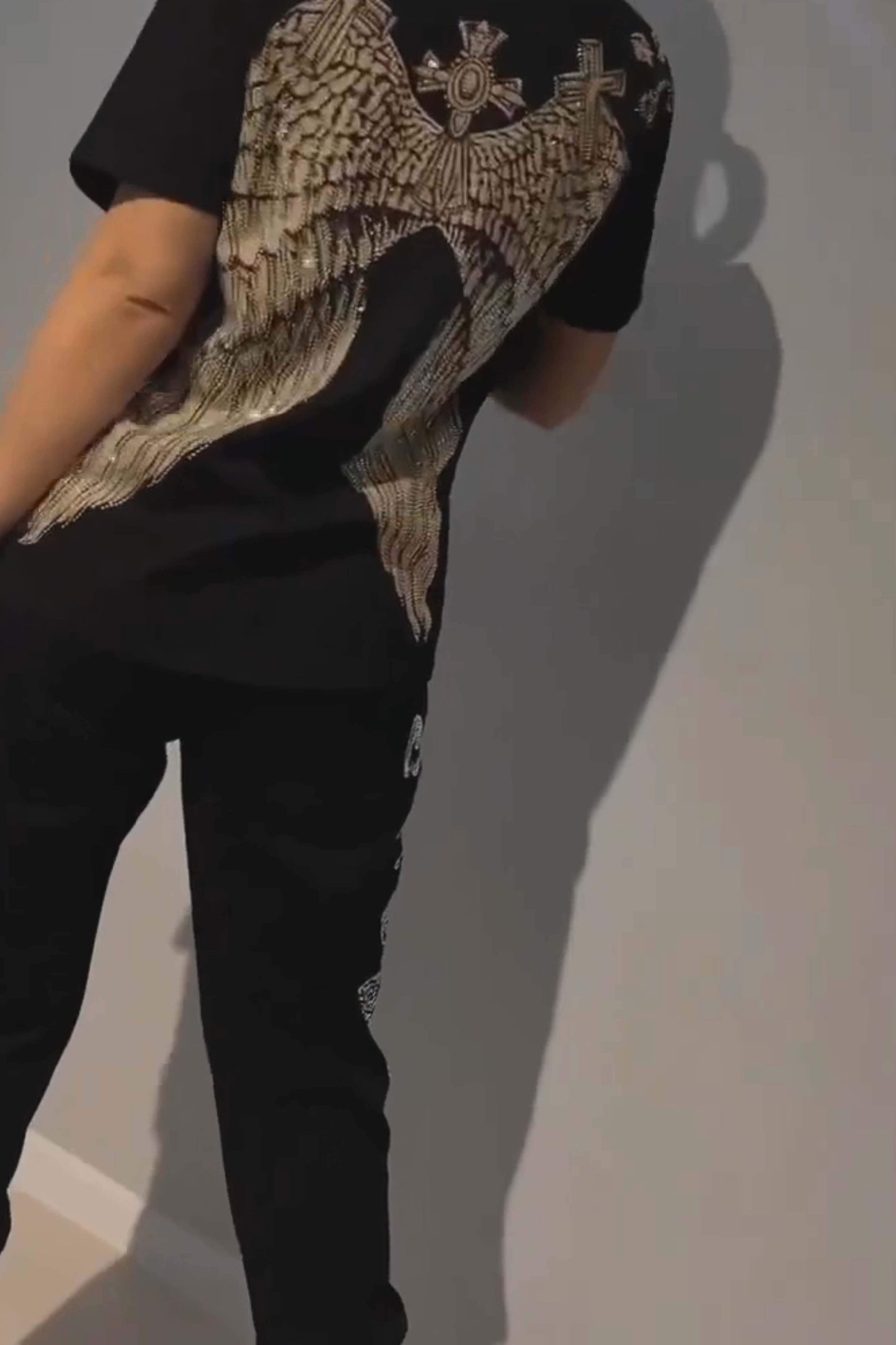 Moteriškas dviejų dalių komplektas: palaidinė ir kelnės su moderniu rombo raštu-LT