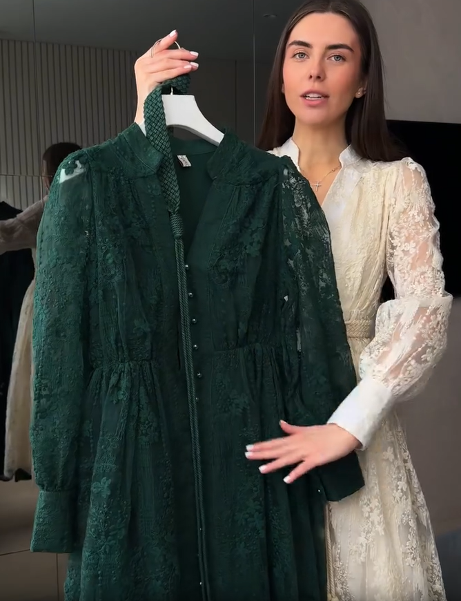 Ženska obleka z V-izrezom, bogato vezena-SI