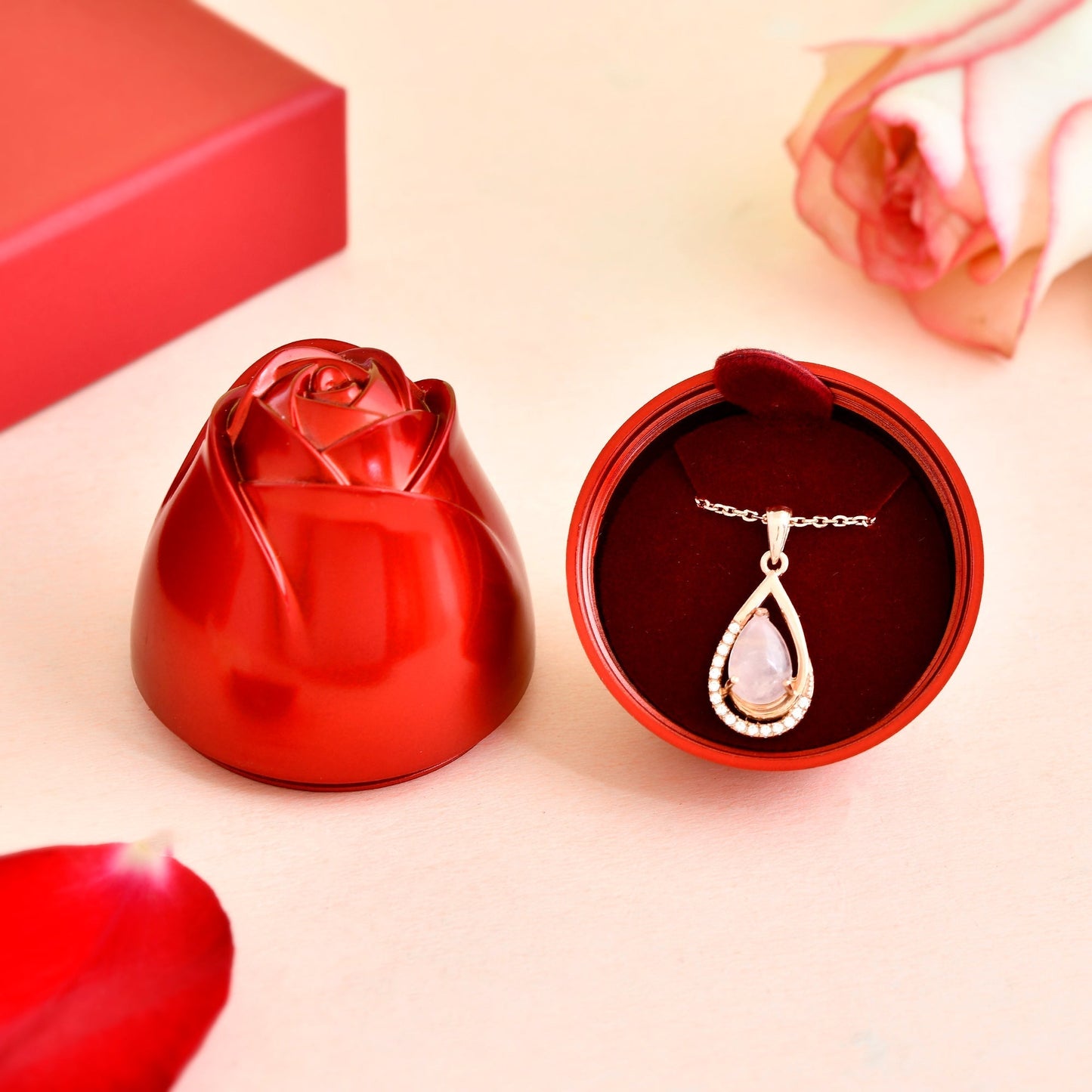 Širdies pakabuko vėrinio dovanų rinkinys-LT