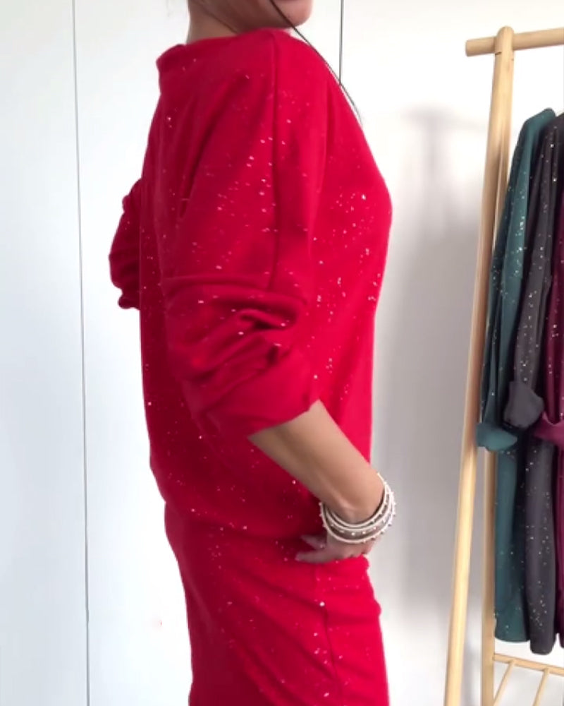 Ένα φόρεμα με στρογγυλή λαιμόκοψη και λεπτό μπροκάρ-GR