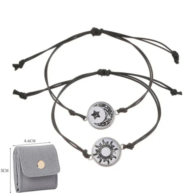 Saulė ir Mėnulis – viena siela. 💞 Apyrankės poroms, kurios bendrauja nepaisant atstumo-LT