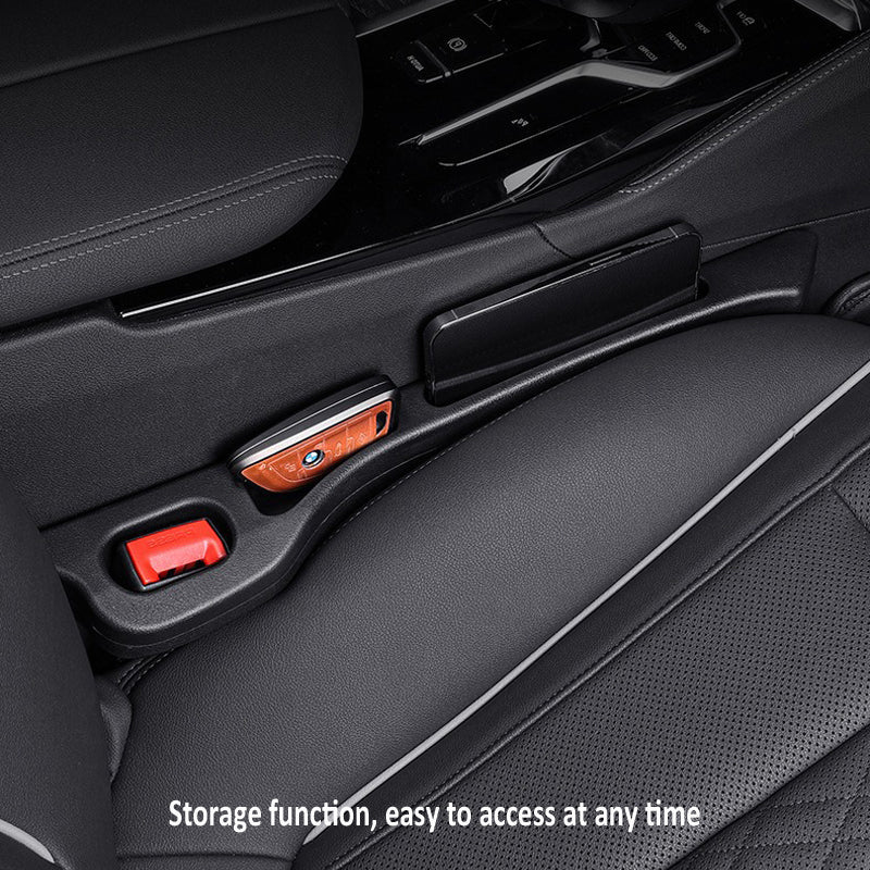 Čep, ki zatesni prostor med avtomobilskimi sedeži-SI