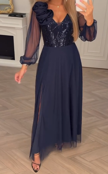 Obleka s čipkastimi rokavi, bleščicami in cvetličnimi okraski.-SI