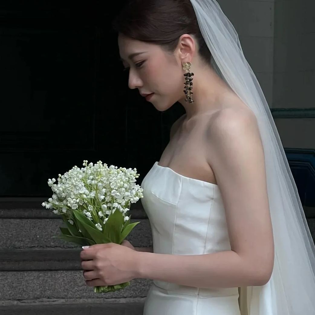 💐ΚΡΙΝΟΣ ΤΗΣ ΚΟΙΛΑΔΑΣ – Η ΕΥΤΥΧΙΑ ΦΤΑΝΕΙ-GR