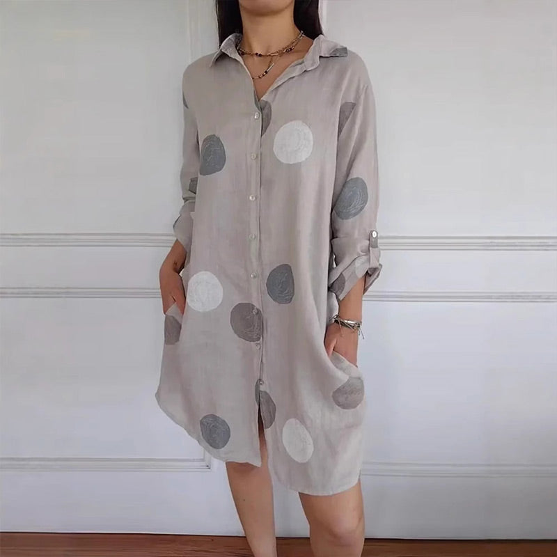 Liela izmēra kreklkleita ar kabatām un punktveida apdruku-LV