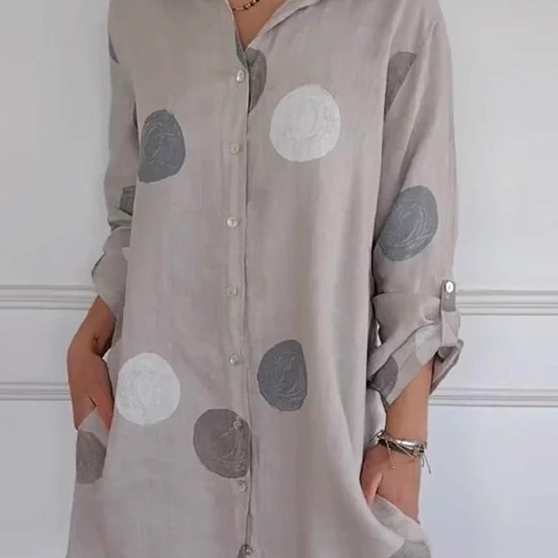 Liela izmēra kreklkleita ar kabatām un punktveida apdruku-LV